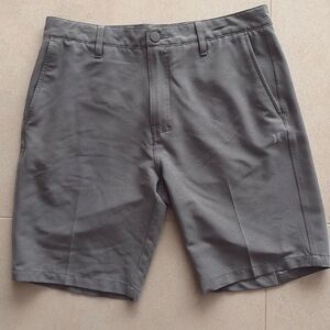 Hurley Men’s Classic Grey Hybrid Shorts size 32. Good condition.